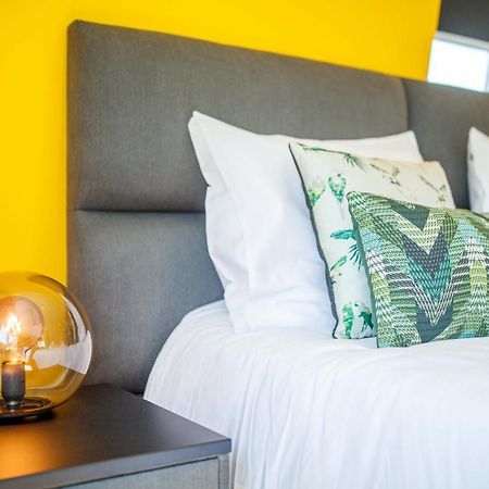 Deluxe 35M2 City Center Suite With Views - Db6C دين بوس المظهر الخارجي الصورة